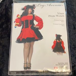 🎃NEW 1X/2X Vixen Pirate Wench costume Ostrich feathers